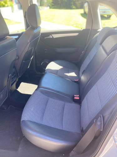 Mercedes B200