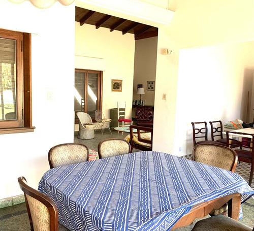 Imagen 7 de 30 de Venta De Quinta En Villa Luzuriaga Con Piscina
