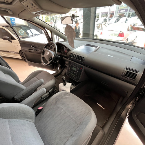Imagen 14 de 23 de Volkswagen Sharan 1.8t 2010 Impecable 7 Asientos Autolider