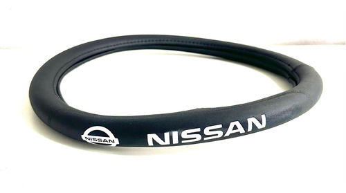 Funda Cubre Volante Eco Cuero Con Logo De Nissan