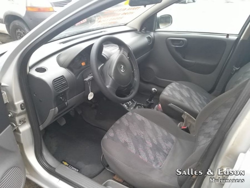 Gm - Chevrolet Corsa Sedan 1.0 2003