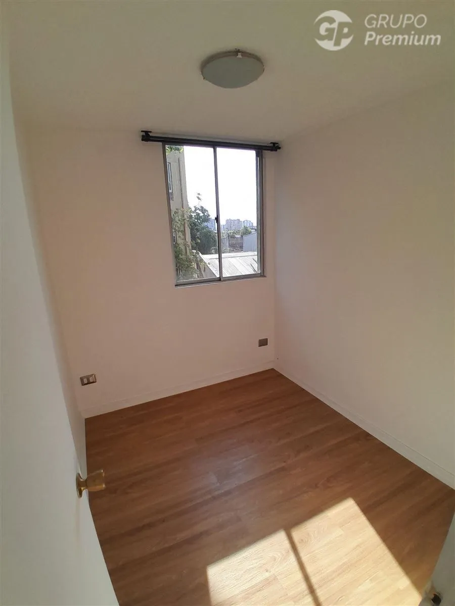 Imagen 5 de 12 de Departamento En Arriendo En Santiago Dos Dormitorios