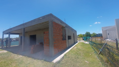 Casa En Obra Avanzada Barrio Privado Santa Isabel 2