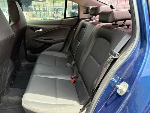 Chevrolet Onix 1.0T Premier Red Line At