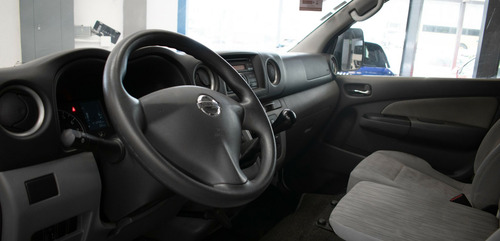 Nissan Urvan 2.5 15 Pas Amplia Aa Mt