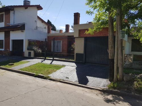 Ituzaingó - Venta - Casa Americana 3 Ambientes