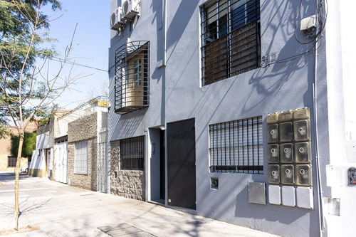 Ph En Venta. Villa Urquiza 2 1/2 Ambientes Con 2 Terrazas