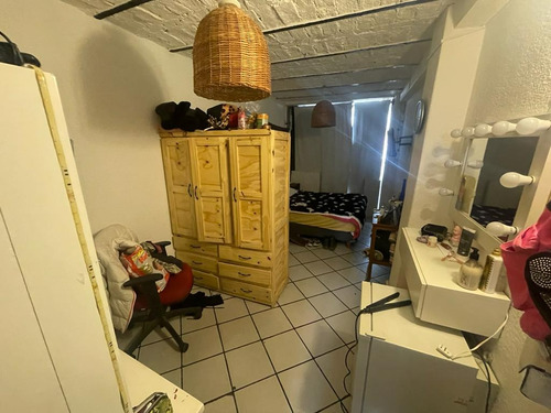 Impecable Casa 4 Amb + Local O Garage. Lote Propio 10.37x13.