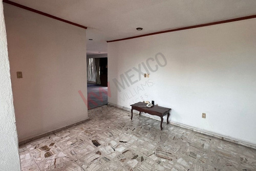 Colegio En Venta Plutarco, Iztaccihuatl Sur, Iztacalco.