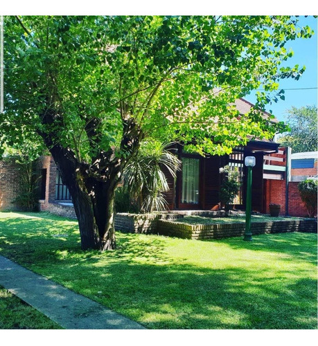 Venta Casa 5 Dormitorios Bosque Alegre Con Cochera