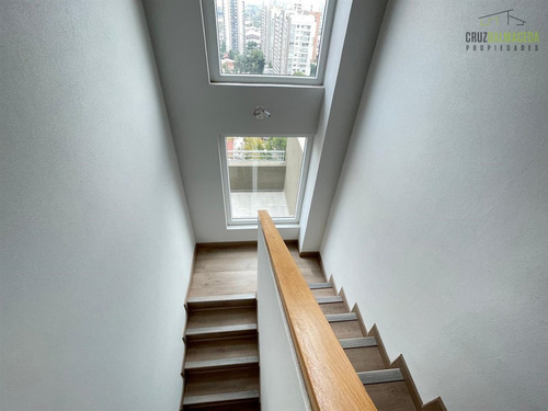 Duplex En Venta Hermoso De 2 Dorm.y 2 Baños En Macul