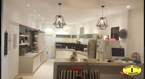 2863ro-casa En Venta En Barrio Los Robles, Haras Santa María