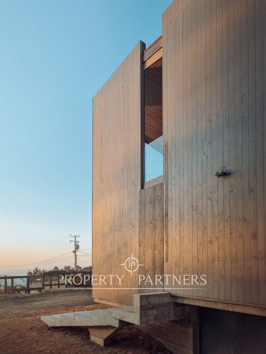 Pichilemu, Casa Nueva En Condominio Con Vista Al M...