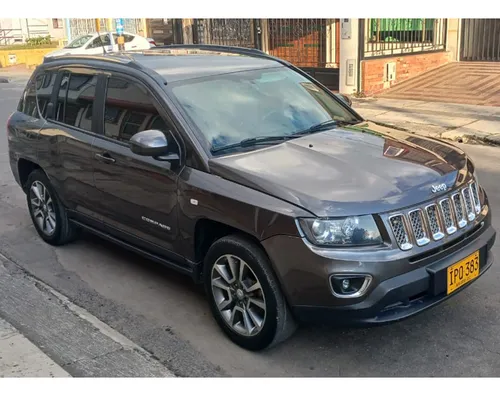 Jeep Compass Limited 2.4cc AT AA 4X4