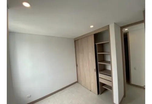 Venta Apartamento De 124mts2 En La Flora, Norte De Cali 7651.