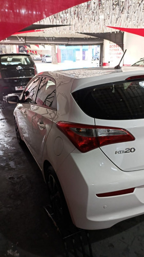 Imagem 3 de 17 de Hyundai Hb20 1.0 Comfort