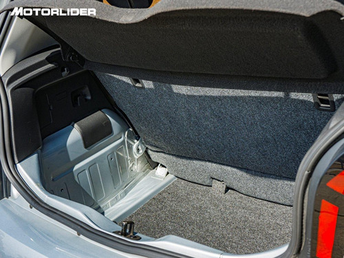Imagen 14 de 25 de Volkswagen Up 1.0 Move Extra Full | Permuta / Financia