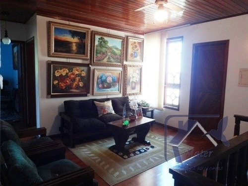 Casa Em Cavalhada Com 4 Dormitórios - Mt1465