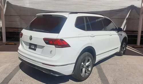 Imagen 9 de 15 de Volkswagen Tiguan 2020 1.4 Comfortline Plus At