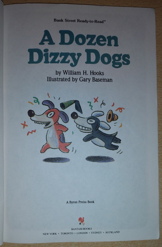 A Dozen Dizzy Dogs William H. Hooks Level 1 Inglés Año 1990