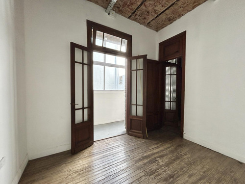 Venta Ph De 2 Ambientes Y Escritorio Con Espectacular Terraza En Villa Crespo