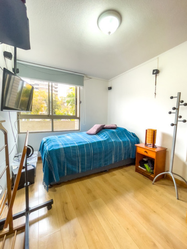Parque Brasil / 4 Dorm + 3 Baños / Estacionamiento + Bodega