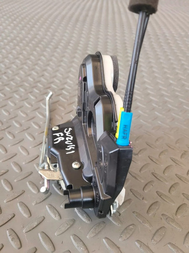 Chapa De Puerta Delantera Derecha Suzuki Ertiga Xl7 2022 (Usado)