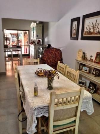 Imagen 6 de 30 de Venta De Linda Casa En Castelar Norte!