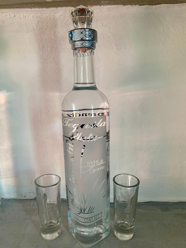 Botella Tequila Personalizado / Aprendiz Mason Plata