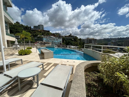 Imagen 25 de 28 de Venta Apartamento Ph 236 M2 4h/5b/4p Lomas De Las Mercedes