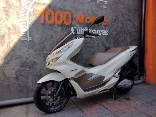 Imagem 6 de 9 de Honda Pcx 150 Dlx Abs 2019