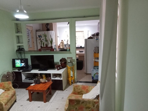 Imagem 9 de 13 de Maravilhosa Casa Com Piscina Em Juquitiba