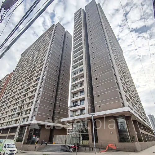 Edificio Nicasio Retamales (1 Est. 1 Bod.) Vista Oriente Pi
