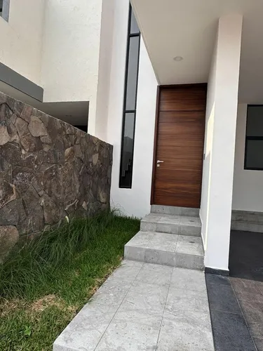 Casa En Fraccionamiento Lomas De La Rioja