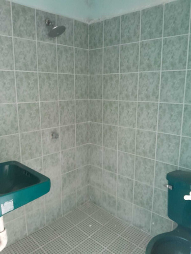 ¡casa En Renta De Dos Niveles!