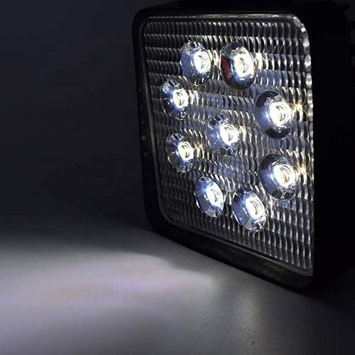 Imagen 6 de 10 de Faro Auxiliar Proyector Cuadrado 9 Led 27w Agro Vehículo