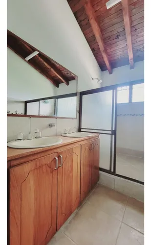 Casa En Arriendo Rionegro-zona E