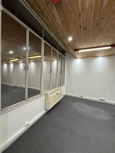 Venta Oficina Ciudad Vieja