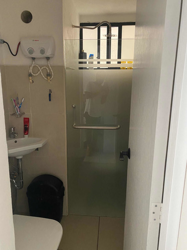 Imagen 5 de 10 de Renta De Habitación Con Entrada Independiente
