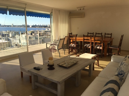 Apartamento En Venta, Peninsula, Punta Del Este, 3 Dormitorios.-ref:688