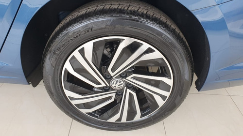 Imagen 7 de 15 de Volkswagen Vento Highline 250 Tsi At 2022 Ac
