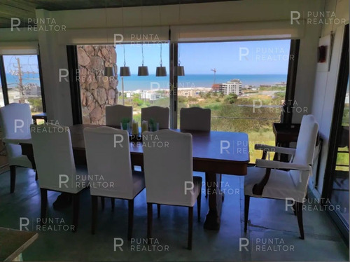 Imagen 8 de 30 de Importante Casa En Alquiler, Con Pileta, Vista Al Mar Y Muy Bien Ubicada El Chorro, Manantiales, Uruguay