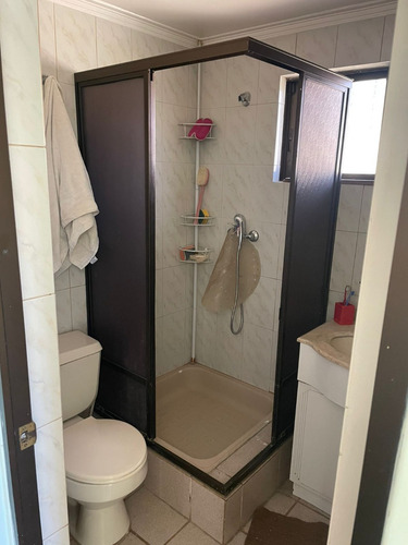 Se Vende Amplia Casa 5 D. 3b. Pedro Aguirre Cerda