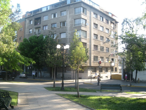 Se Arrienda Departamento Ramon Carnicer - Metro Baquedano