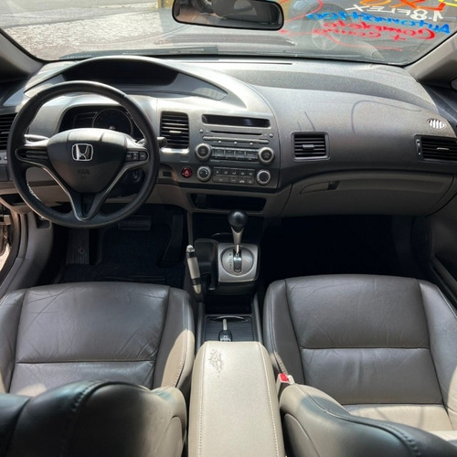 Imagem 7 de 8 de Honda Civic 1.8 Lxs