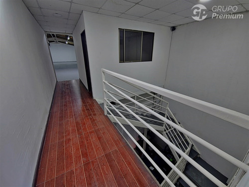 Propiedad Comercial Con Oficinas Y Bodega Logística 2pisos