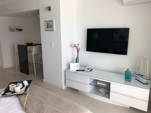 Espectacualr Alquiler En Gorlero Punta Del Este Lux Tower Vista Pileta Garaje Terraza Surf Cerca De Todo 150 M Playa Dueño