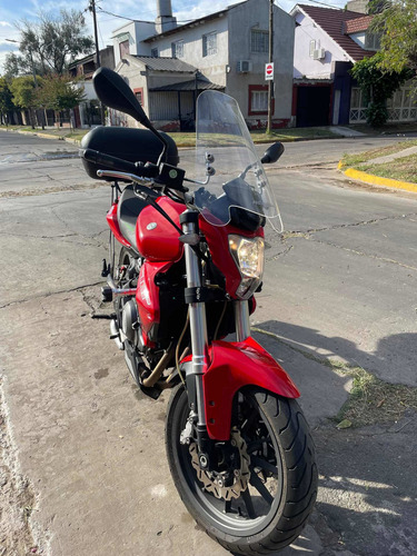 Imagen 7 de 10 de Benelli Tnt 300