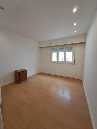 Venta Chalet En Ph 4 Ambientes Con Garaje Y Patio En Parque Luro, Mar Del Plata