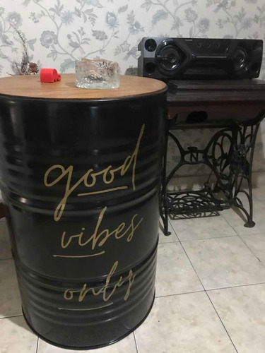 Imagen 4 de 5 de Barril De Chapa Para Decoración